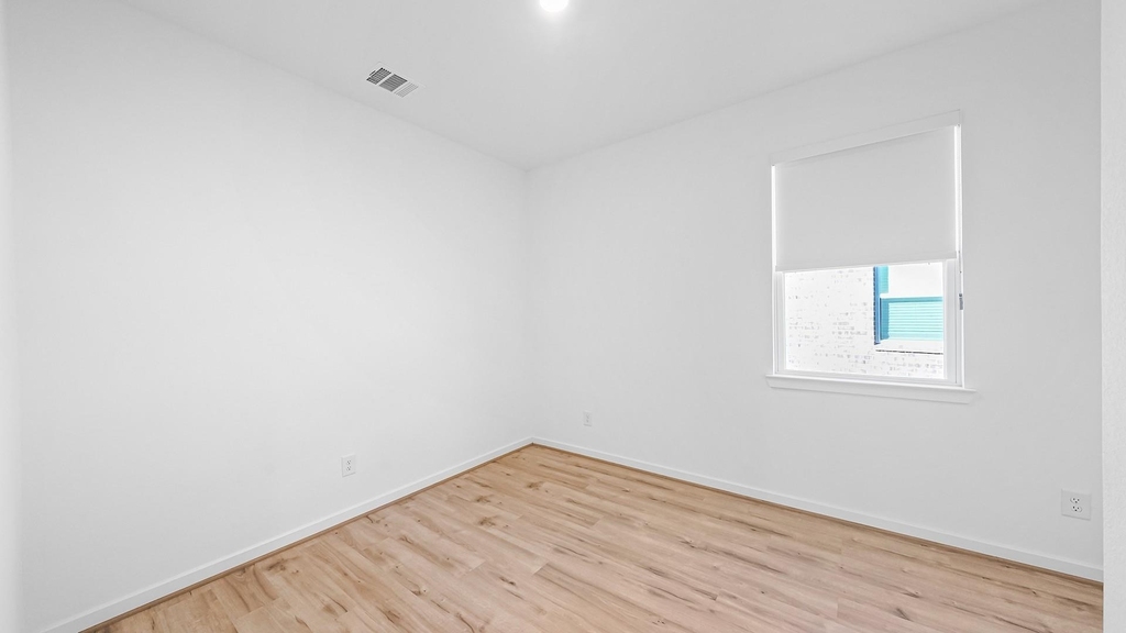7211 Greenbriar Bend Court - Photo 6
