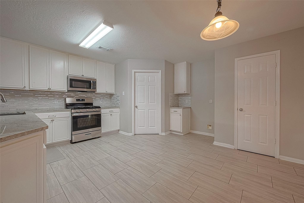 3214 Northgate Court - Photo 6