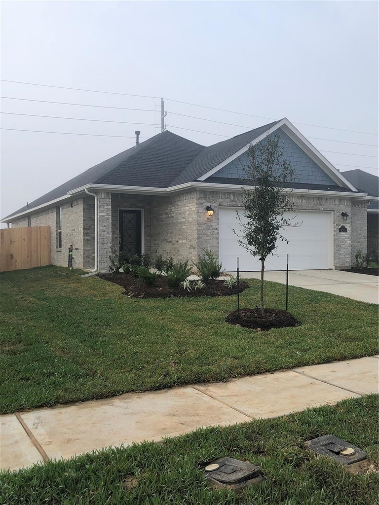 31315 Conover Drive - Photo 0
