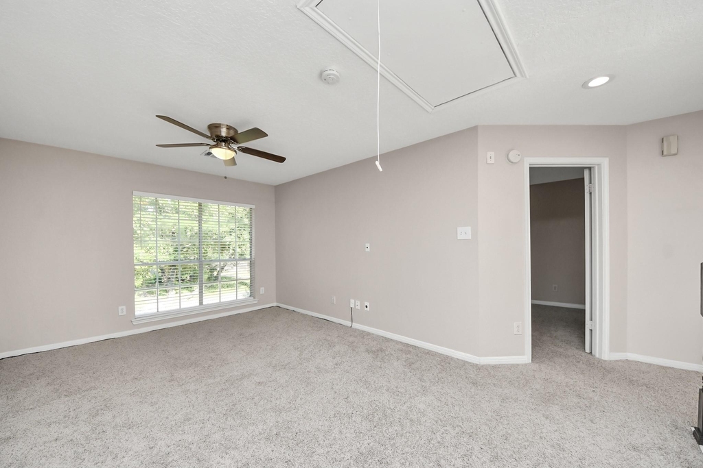 1335 Crescent Parkway Court - Photo 40