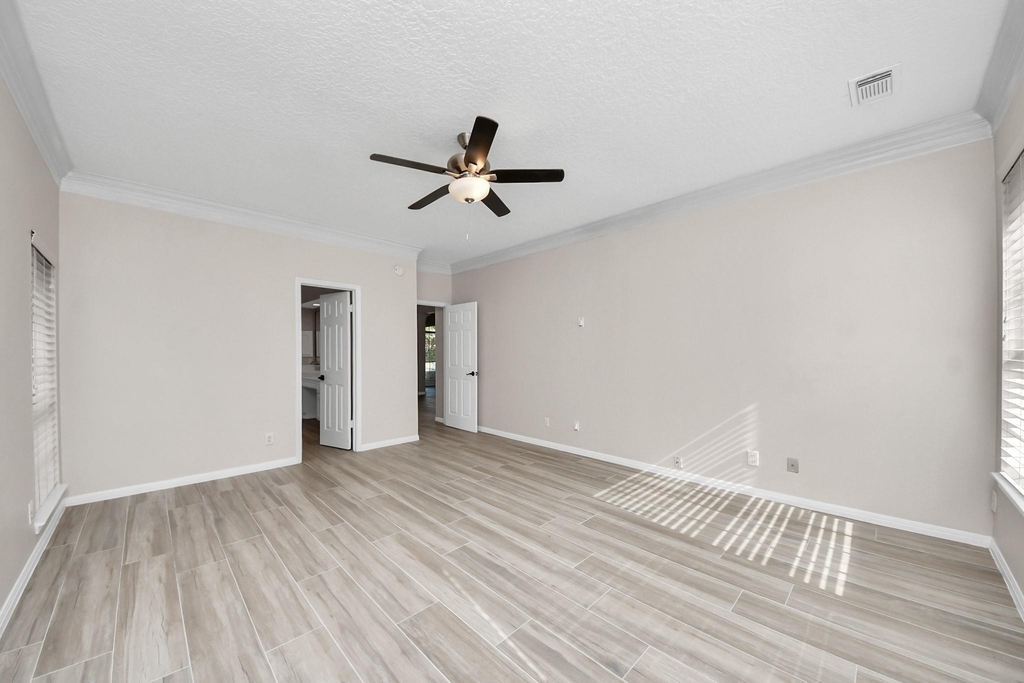 1335 Crescent Parkway Court - Photo 25