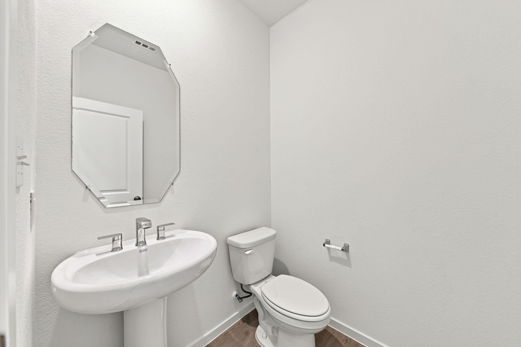 618 Amber Falls Drive - Photo 9