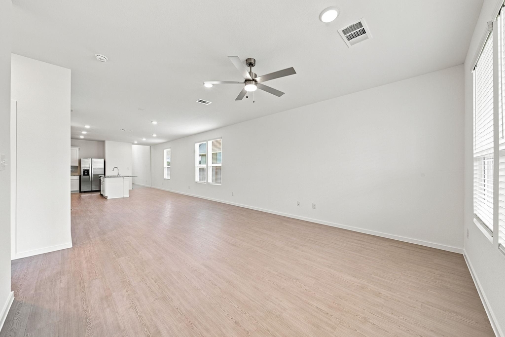 618 Amber Falls Drive - Photo 7