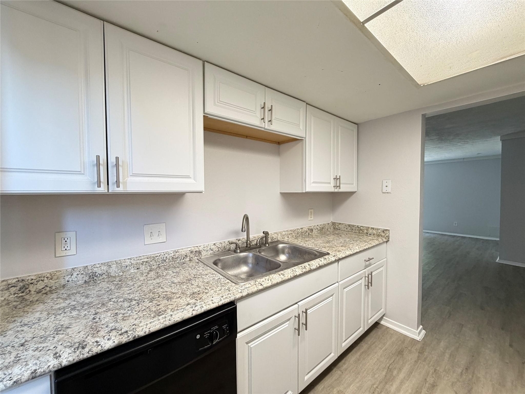 11545 Beechnut Street - Photo 2