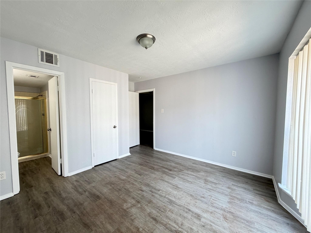 11545 Beechnut Street - Photo 6