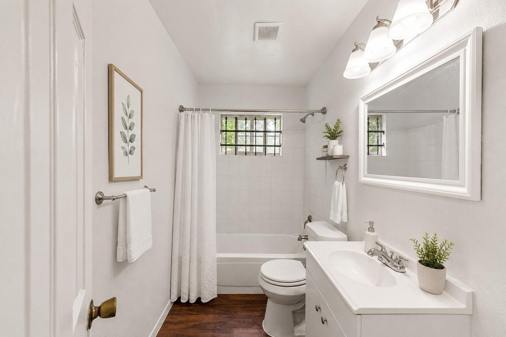 9410 Rosehaven Drive - Photo 4