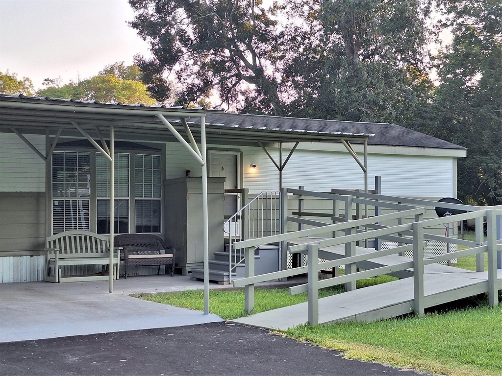 119 County Road 4534 - Photo 14