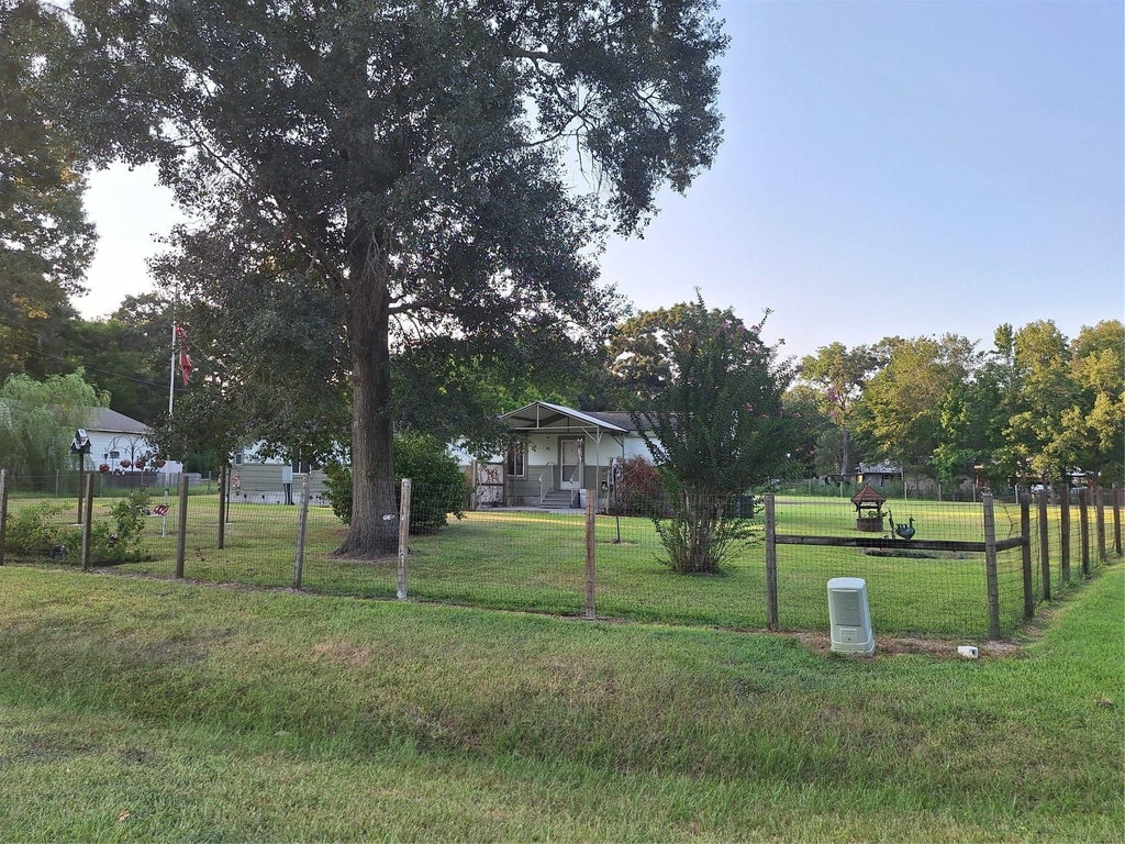 119 County Road 4534 - Photo 2
