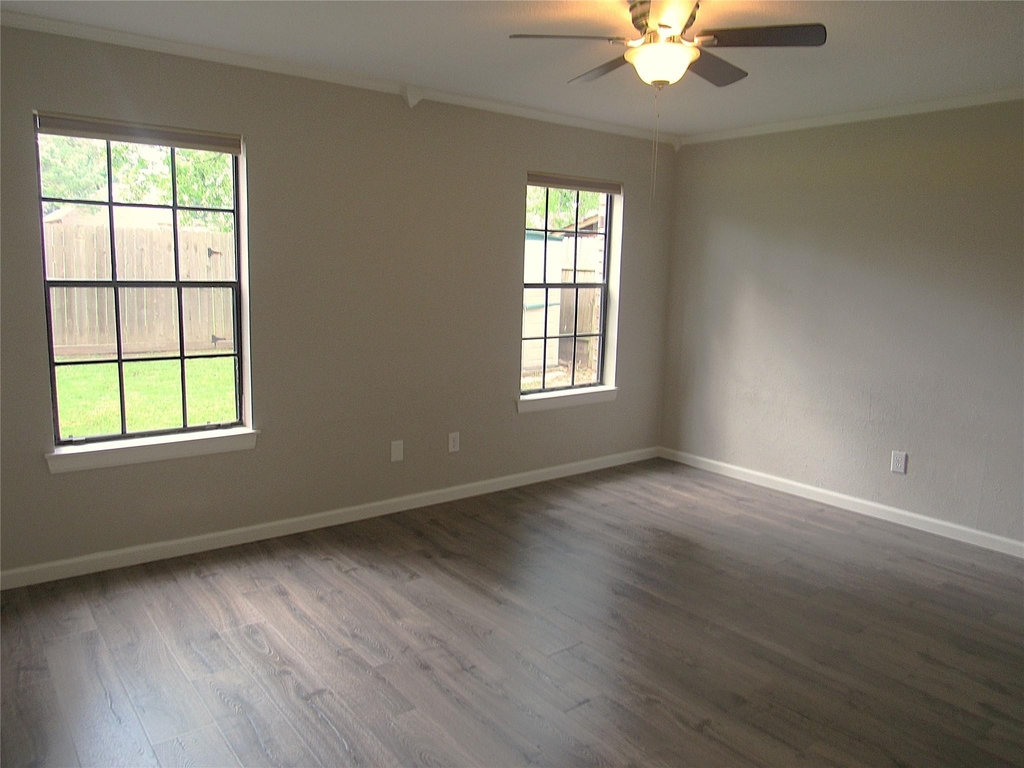 3311 Golden Willow Drive - Photo 10