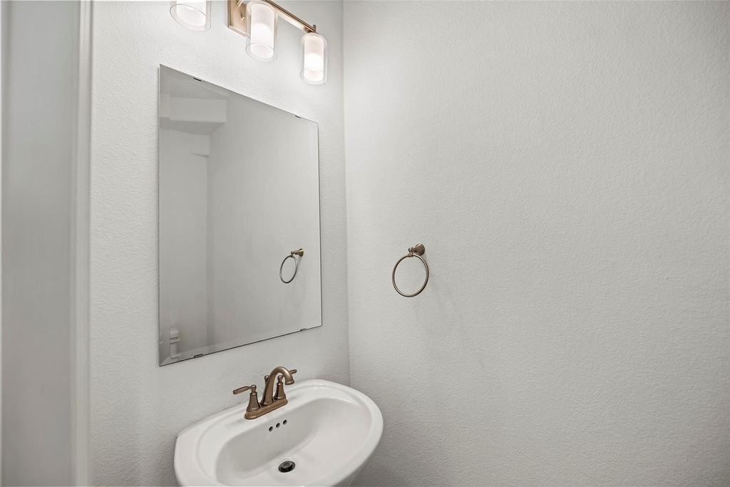 28946 Parker Ridge Drive - Photo 32