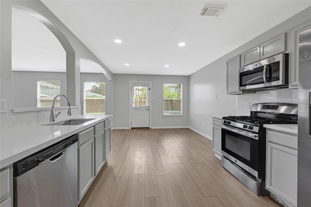21238 Wortham Oaks Drive - Photo 14