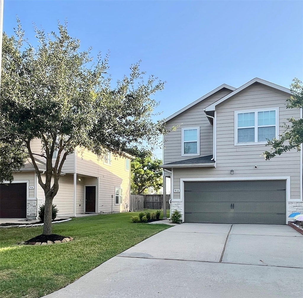5112 Gable Lane - Photo 1