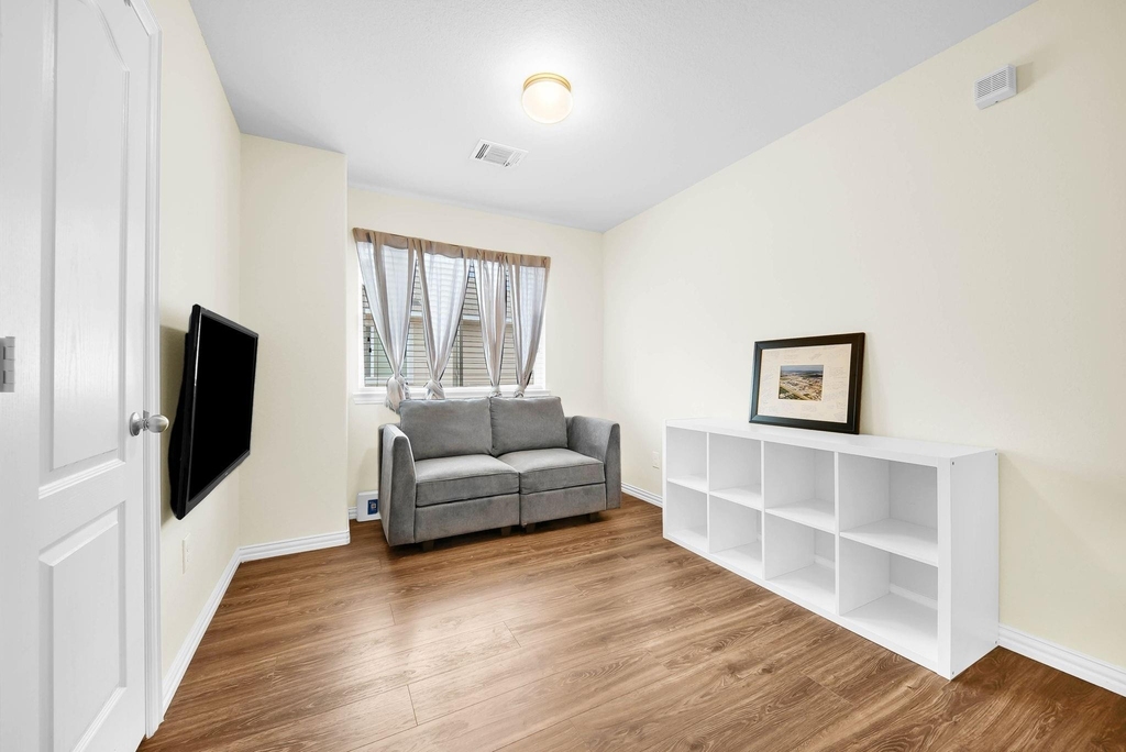 5112 Gable Lane - Photo 11