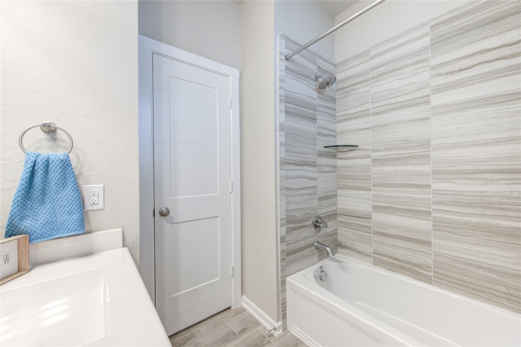 6022 Bristol Spur Lane - Photo 32
