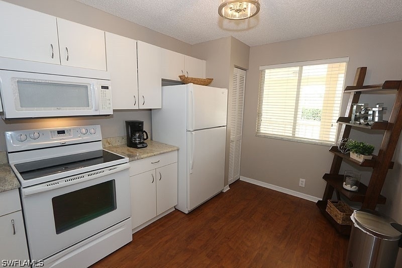 7812 Emerald Circle - Photo 12