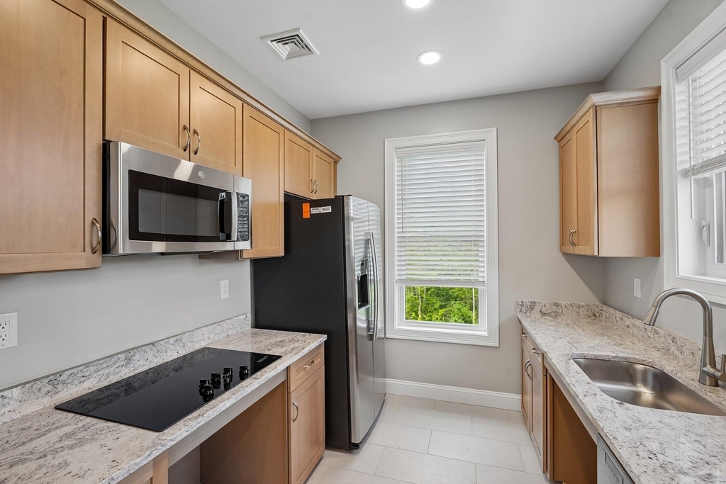 74 Rockingham - Photo 17
