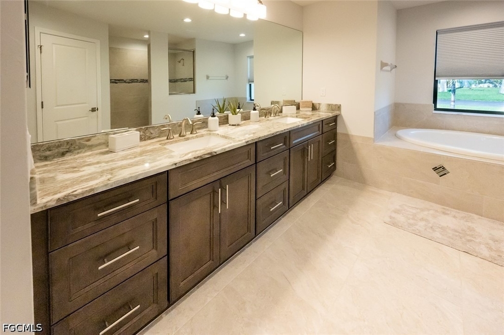 2906 Se 8th Avenue - Photo 9