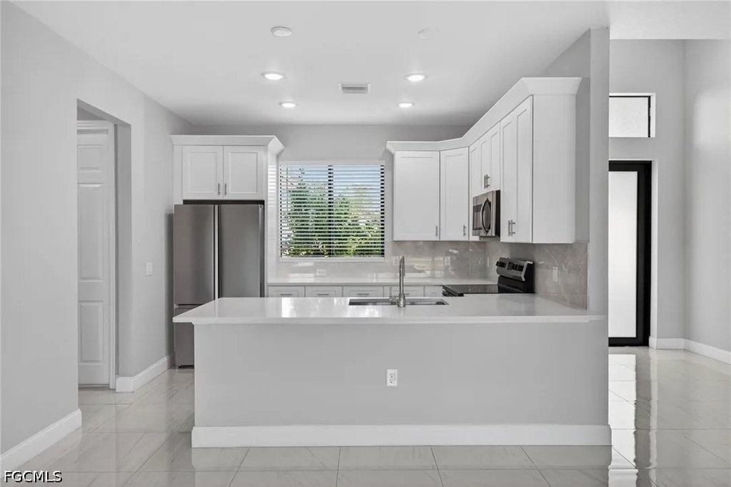 1715 Sw 3rd Street - Photo 5