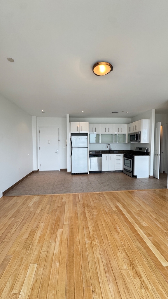 110 4th Avenue - Photo 1