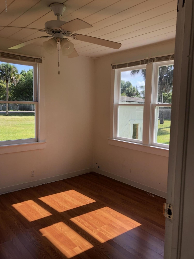 2505 Dairy Road - Photo 9