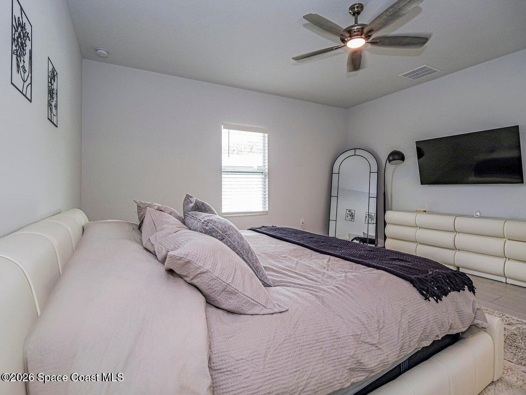 3010 Eldron Boulevard Se - Photo 13