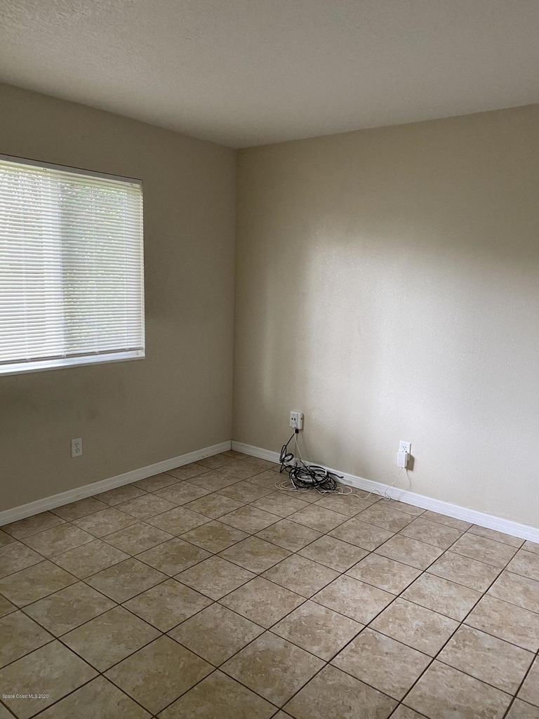 481 Harrington Street Sw - Photo 14