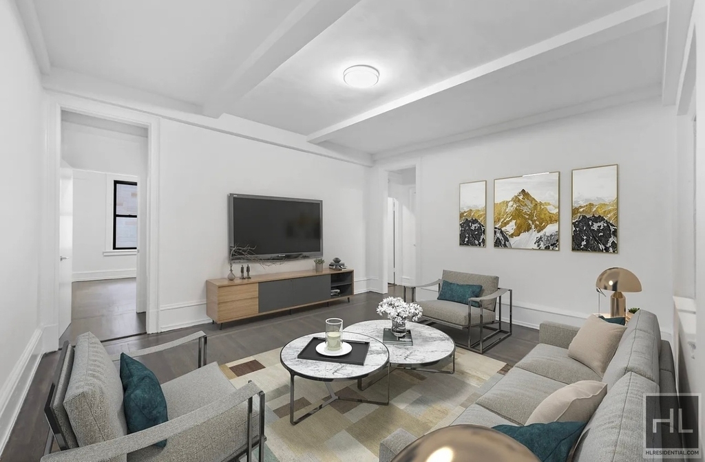 West 55 Street - Photo 1