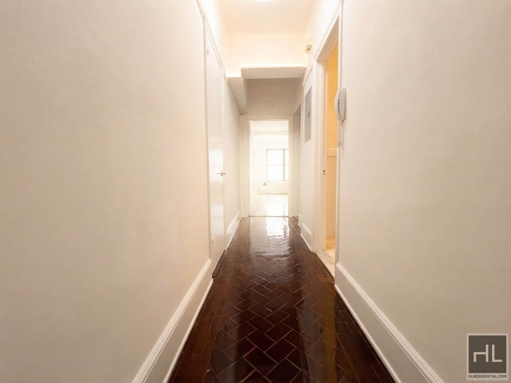 West 73rd Street - Photo 3