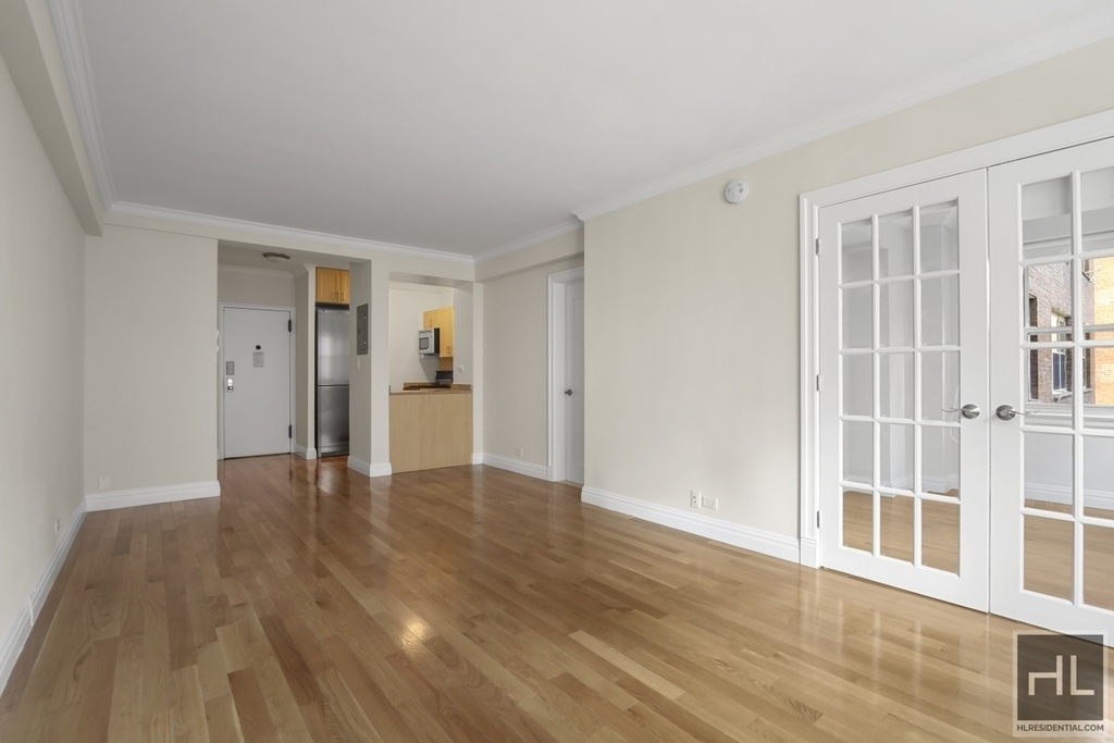 Park Avenue - Photo 2