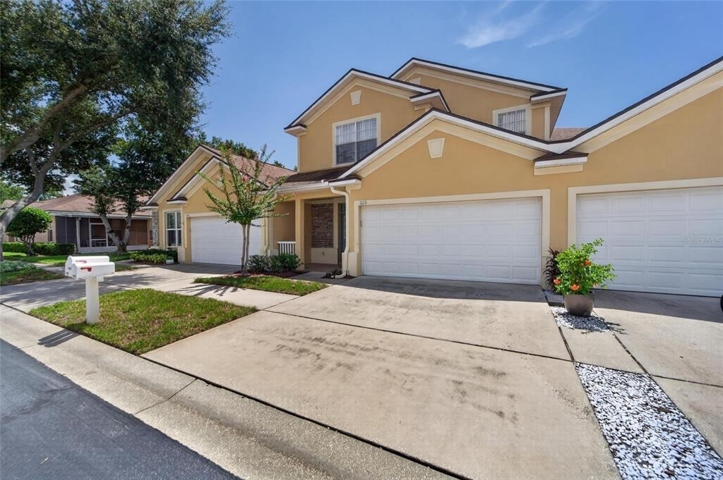 1113 Savannah Landings Avenue - Photo 3