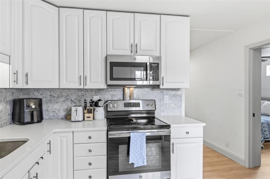 3913 W Wallace Avenue - Photo 9