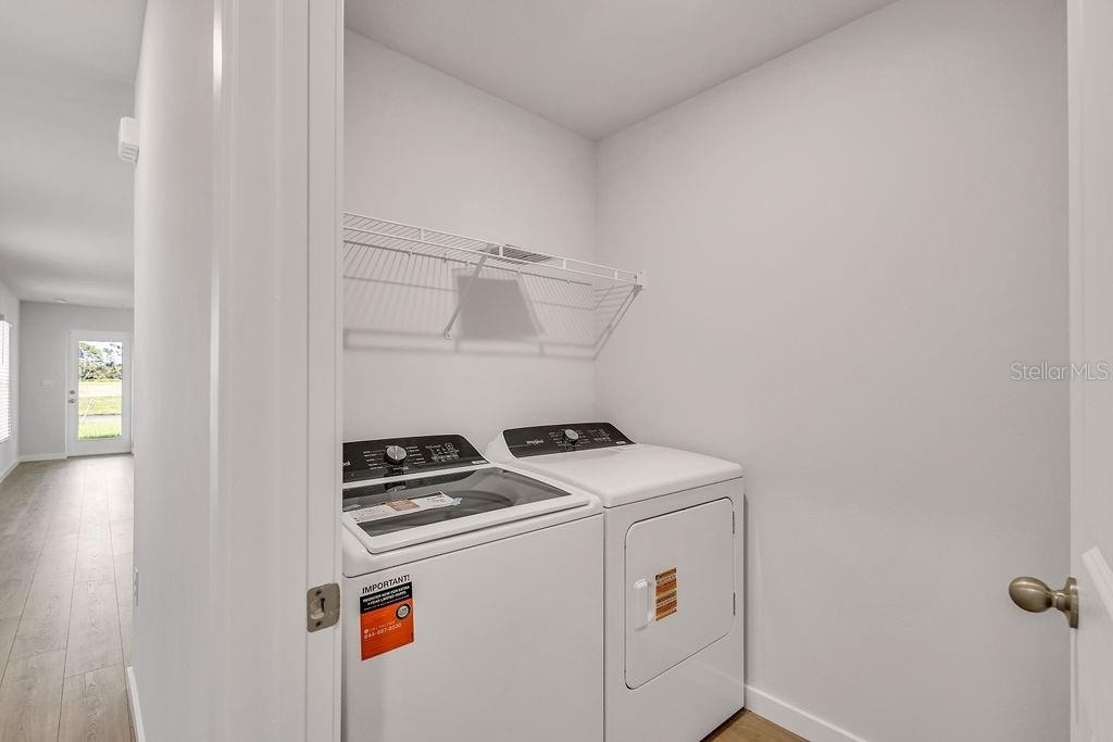 1469 Harmon Dr - Photo 18