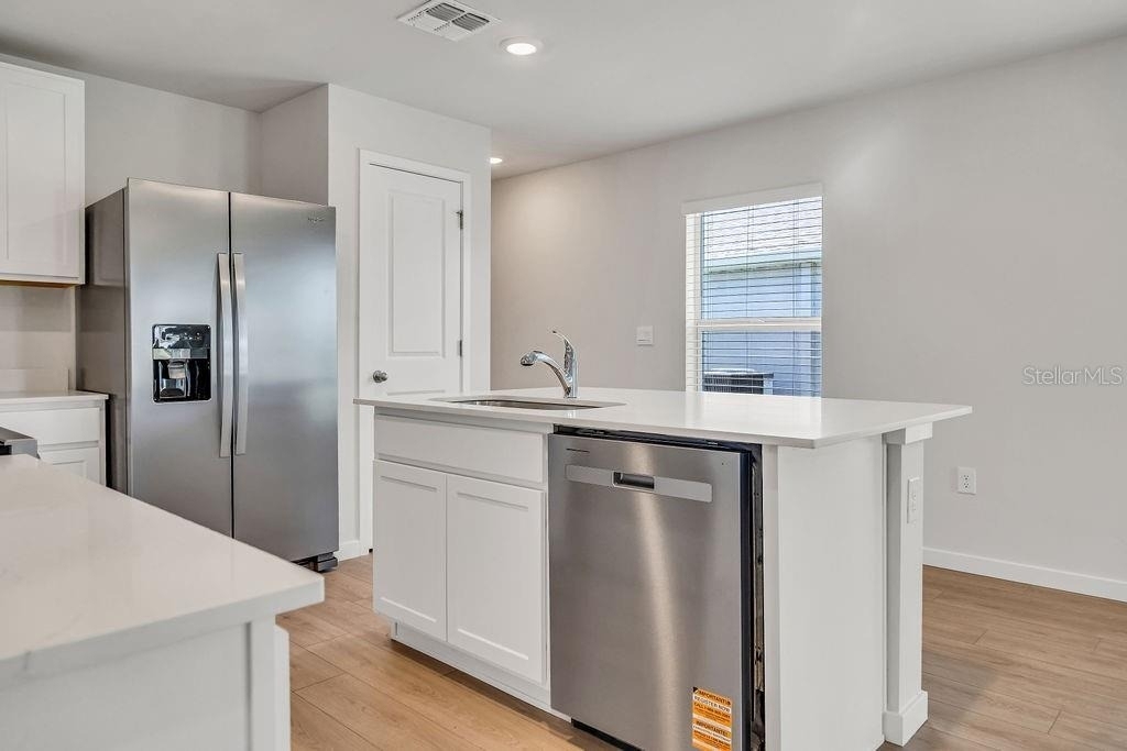 1469 Harmon Dr - Photo 15