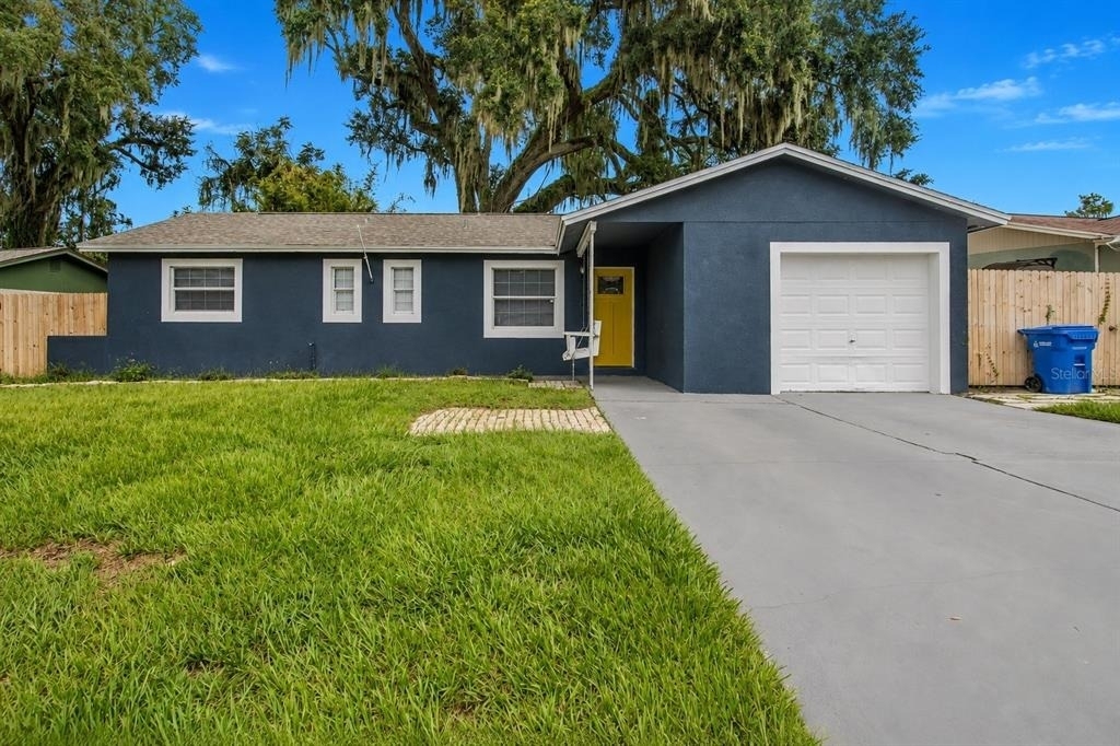 113 Inwood Circle - Photo 1