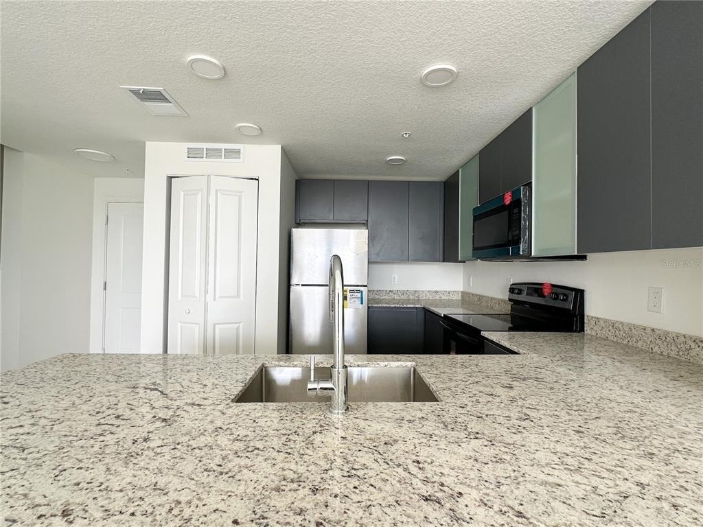 5563 Millenia Park Blvd - Photo 4