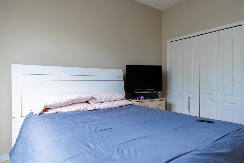 4940 Bellthorn Drive - Photo 9