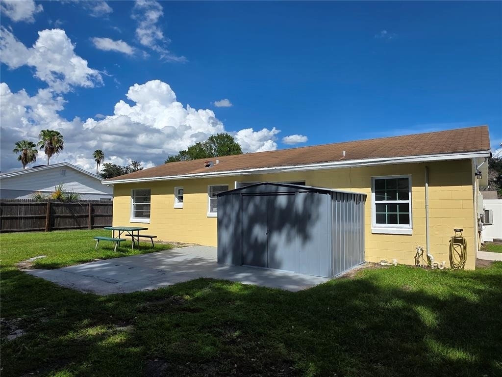 294 Valencia Avenue - Photo 8