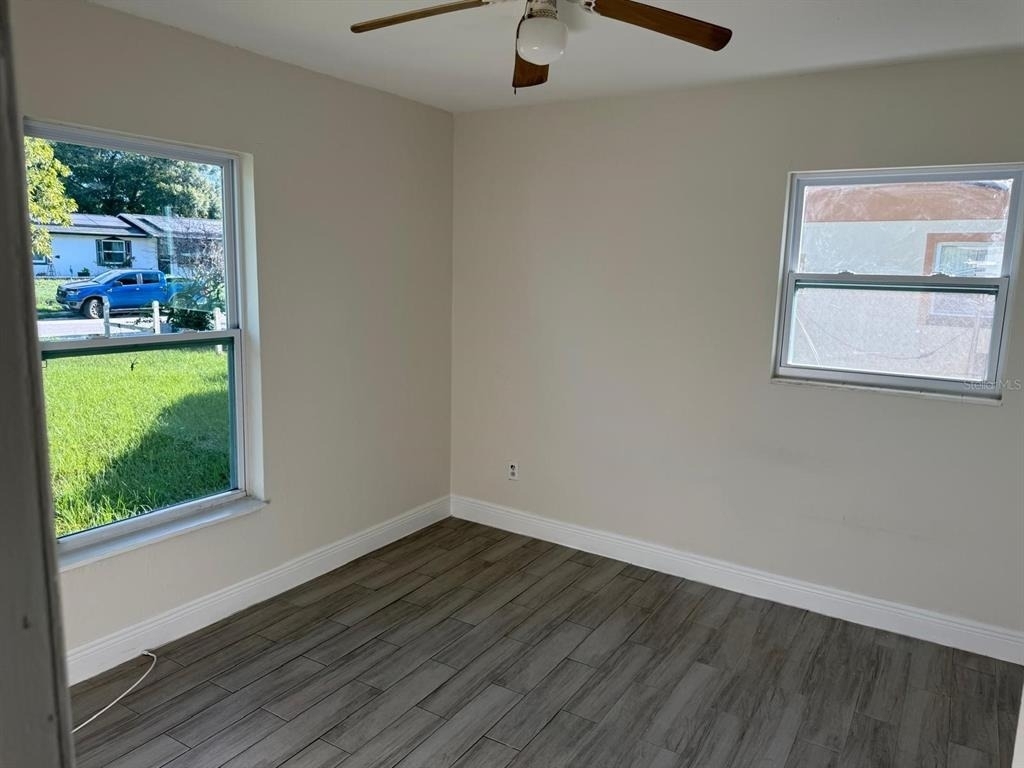 323 New Meadows Court - Photo 8