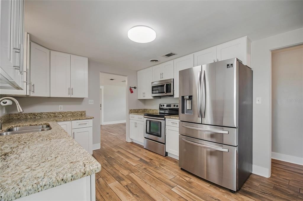 2201 Camellia Drive - Photo 11