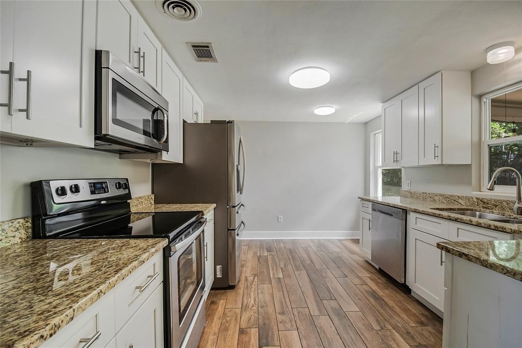 2201 Camellia Drive - Photo 10