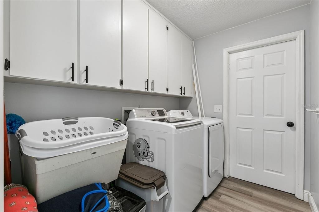 7610 Heathfield Court - Photo 14