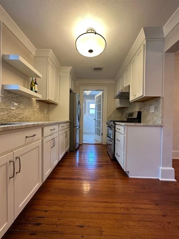 3151 11th Avenue N - Photo 6