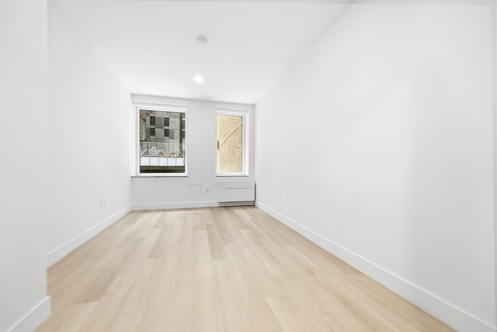 55 Broad Street - Photo 3