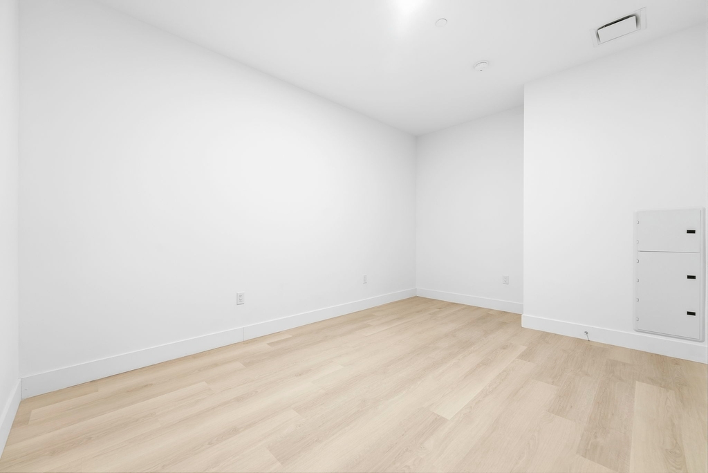 55 Broad Street - Photo 4
