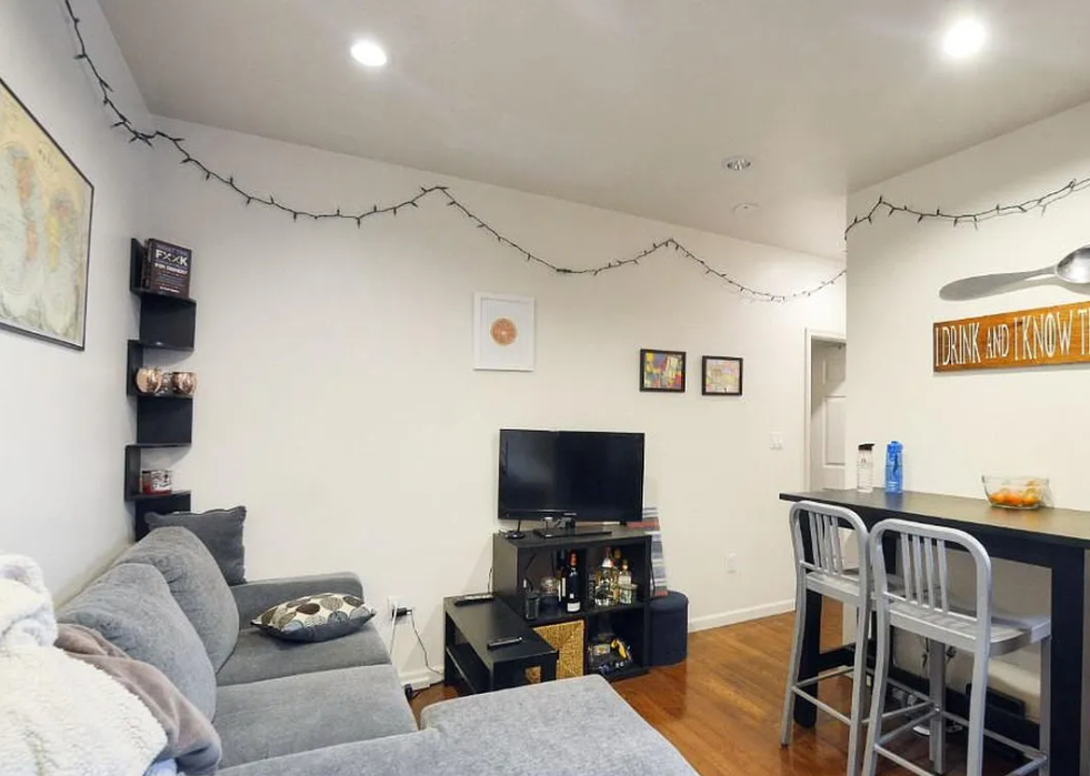 132 Ludlow Street - Photo 0
