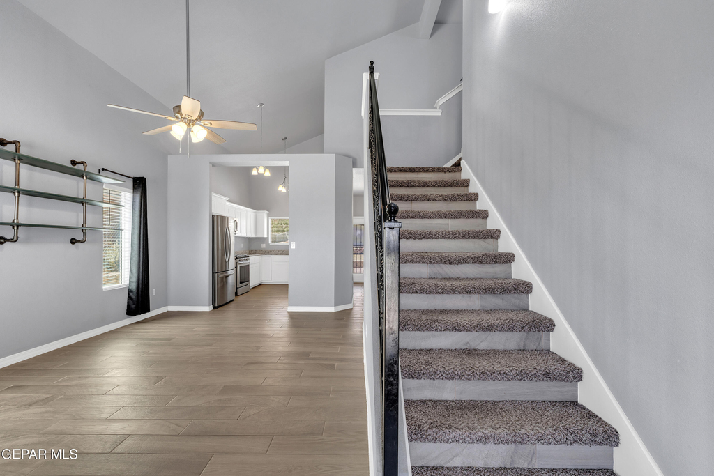 8601 Polaris Street - Photo 3