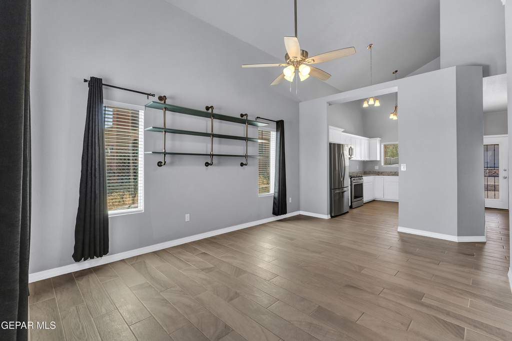 8601 Polaris Street - Photo 4