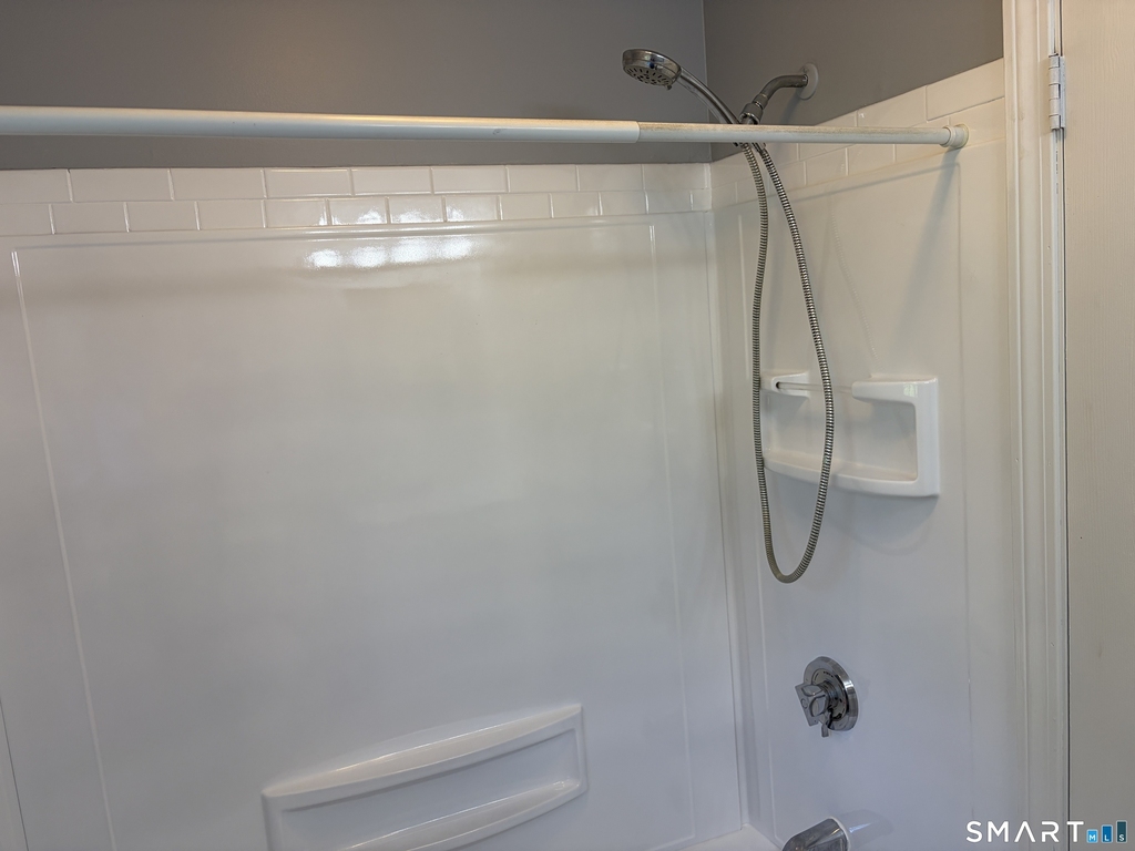 201 Regan Road - Photo 7