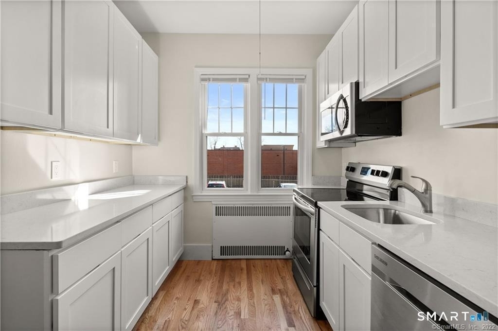4 Highland Street - Photo 13