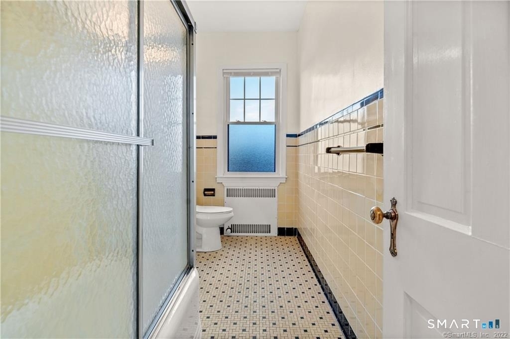 4 Highland Street - Photo 33